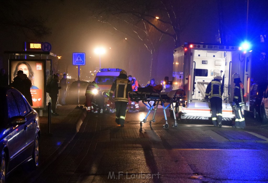 VU Fussgaengerin angefahren Koeln Vingst Oranienstr P01.JPG - Miklos Laubert